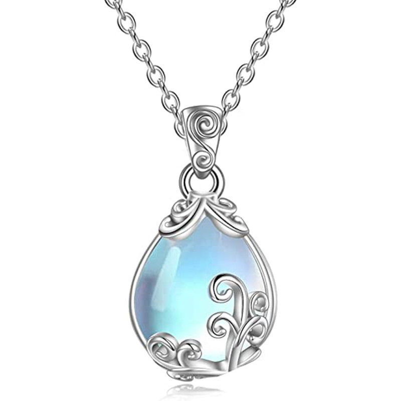 Light Luxury High-grade Vintage Pattern Vine Necklace