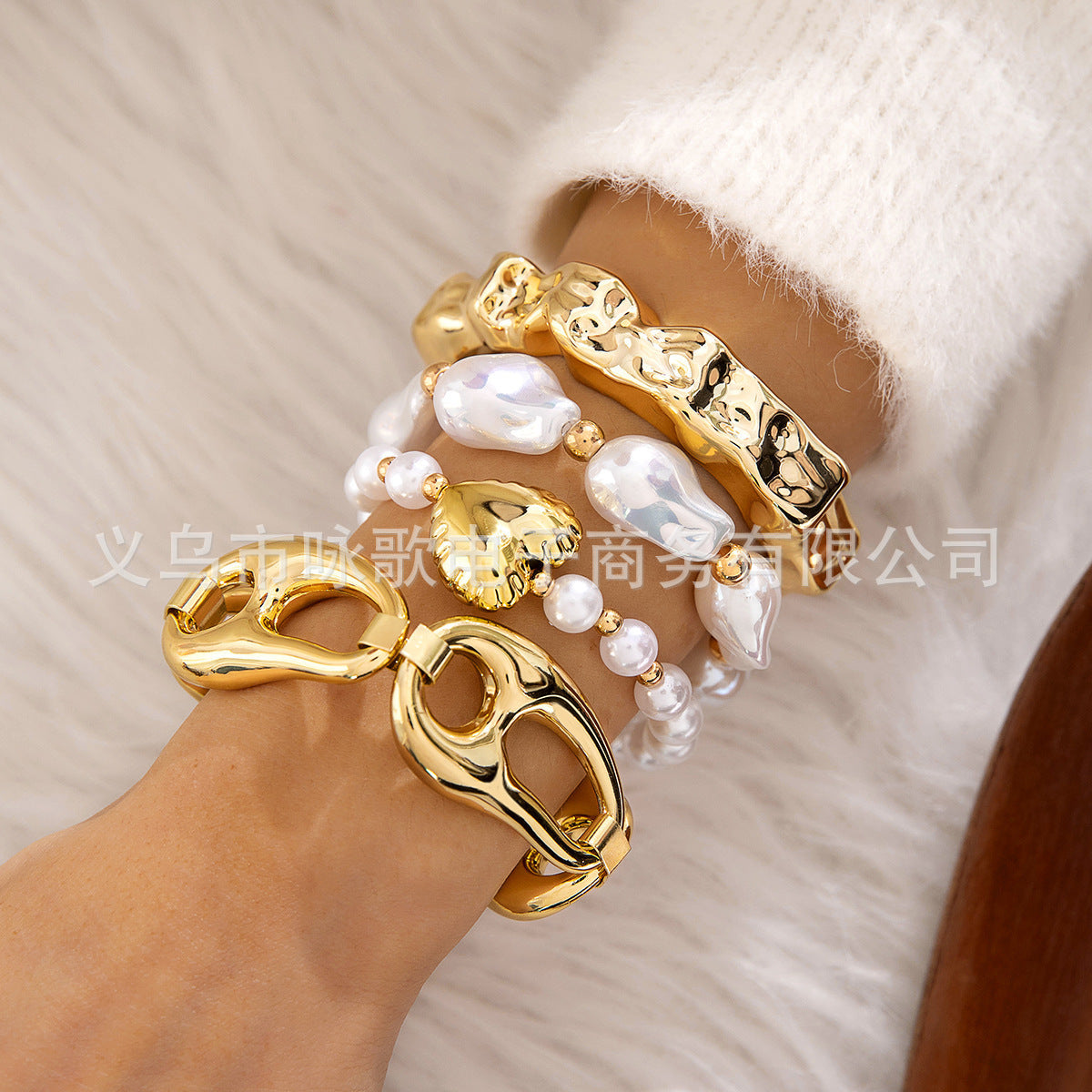 New Multi-layer Line Winding Geometric Open Bracelet Suit