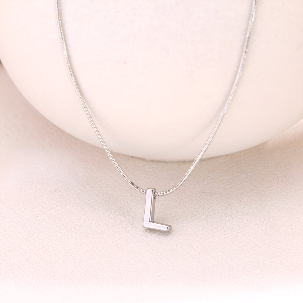 18k Gold Titanium Steel Necklace With 26 English Letters